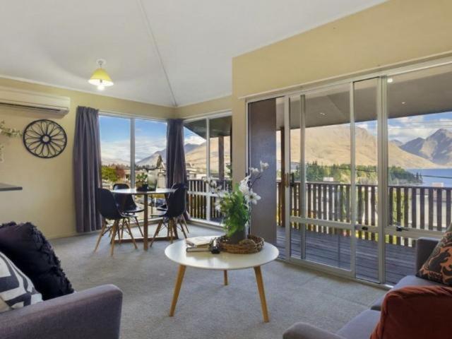 Ultimate Convenience, Walk-To-Town Townhouse Villa Queenstown Kültér fotó